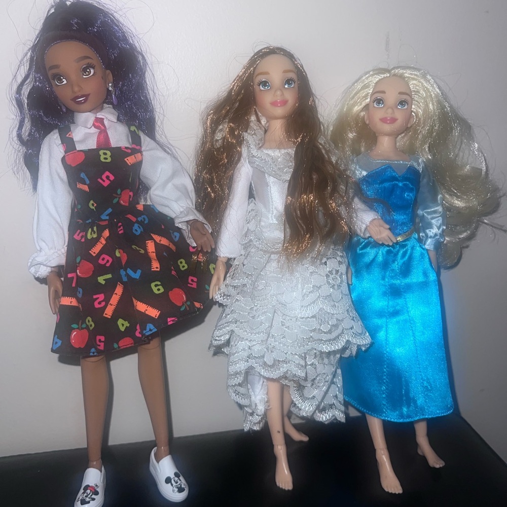 Disney ILY dolls set of 3